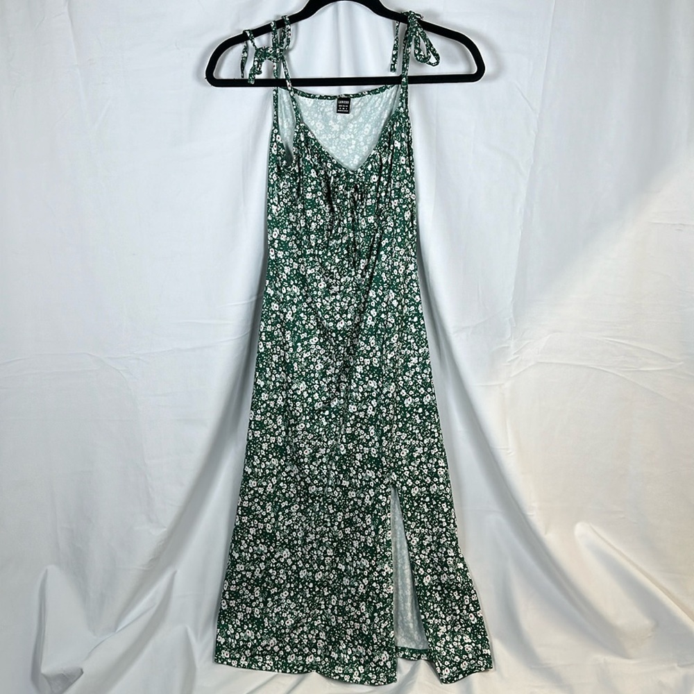LONESS MIDI DRESS FLORAL SIZE(M)